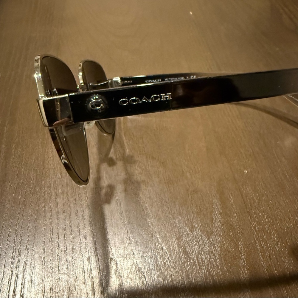 Coach Women's Polarized Aviator Sunglasses - Picture 5 of 10